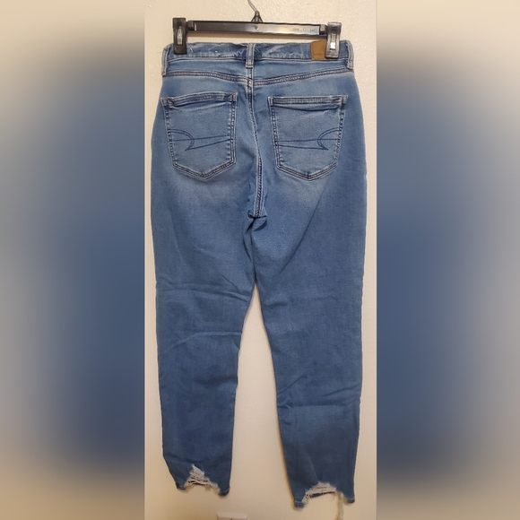 American Eagle Dark Wash Jeans - Picture 2 of 4